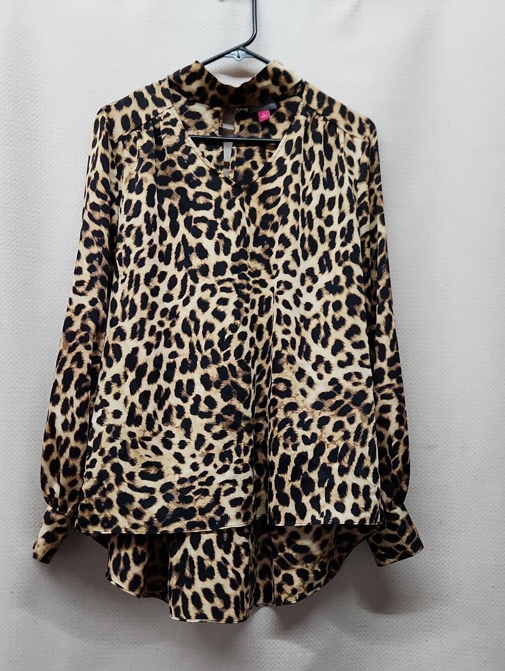 Vince Camuto Leopard Print V-Neck Blouse - Tan & Black